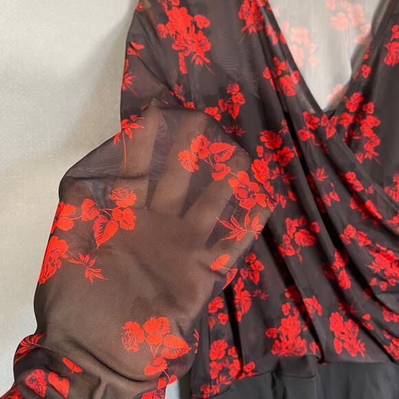 Tahari Womens Dark Floral Wrap Bodysuit Size Large Sheer Whimsigoth Romantic - Picture 3 of 10